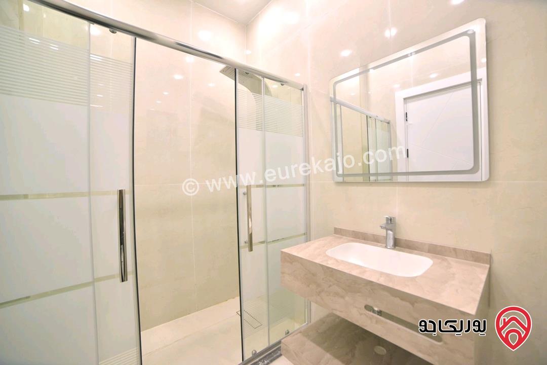 شقة طابق أرضي مساحة 173م داخلي و 160م خارجي للبيع في اربد - ايدون