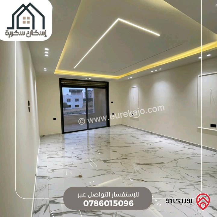 فلل متلاصقة مساحة 250م على أرض 450م للبيع في اربد - جحفية 