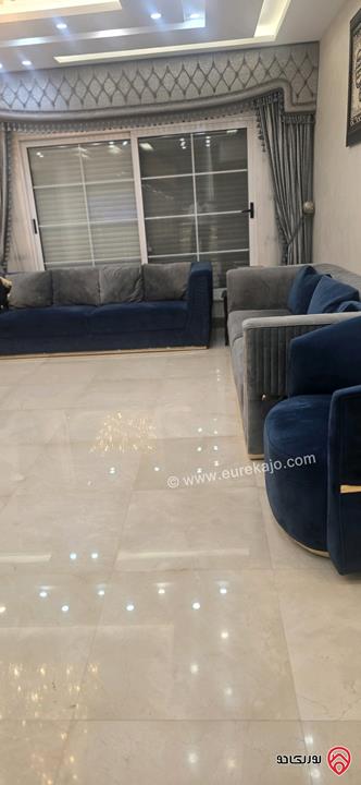 فيلا متلاصقة مساحة 750م على أرض 525م للبيع في عمان - الرابية