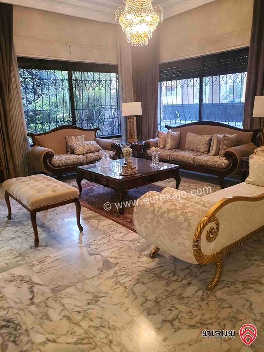 شقه طابقية فاخرة مساحة 324م داخلي و 400م خارجي للبيع في عمان - ام اذينة