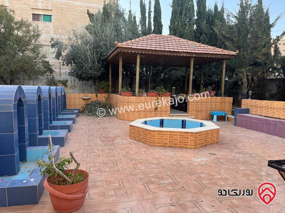 بيت مستقل مساحة 600م على أرض 980م للبيع في عمان - طبربور 