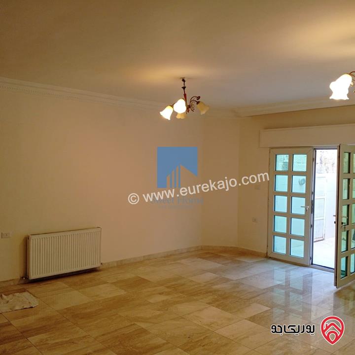 شقة مميزة للبيع في عمان - عرقوب خلدا 143م مع ترسات 130م بسعر مغري