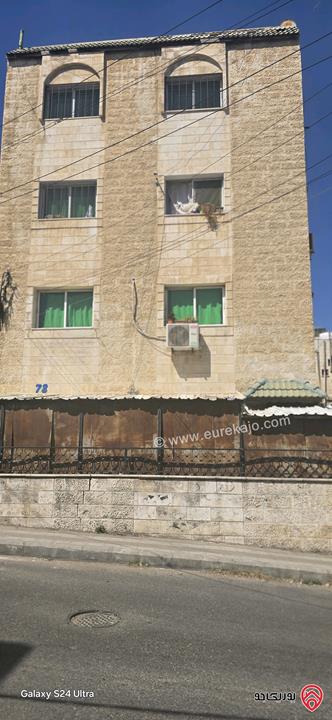 عمارة مكونة من 8 شقق على ارض 347م للبيع في عمان - الوحدات