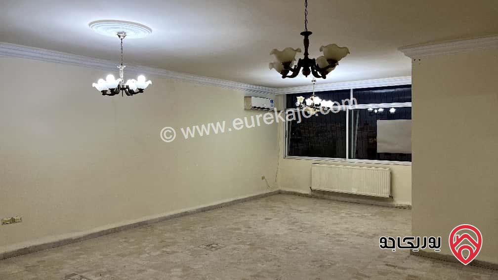 شقة طابق خامس مساحة 115م للبيع في عمان - الرونق قريبة من الدوار الثامن  