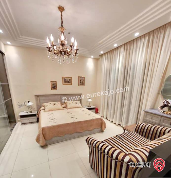 فيلا مستقلة مساحة 650م على أرض 830م للبيع مع مسبح في عمان - عبدون 