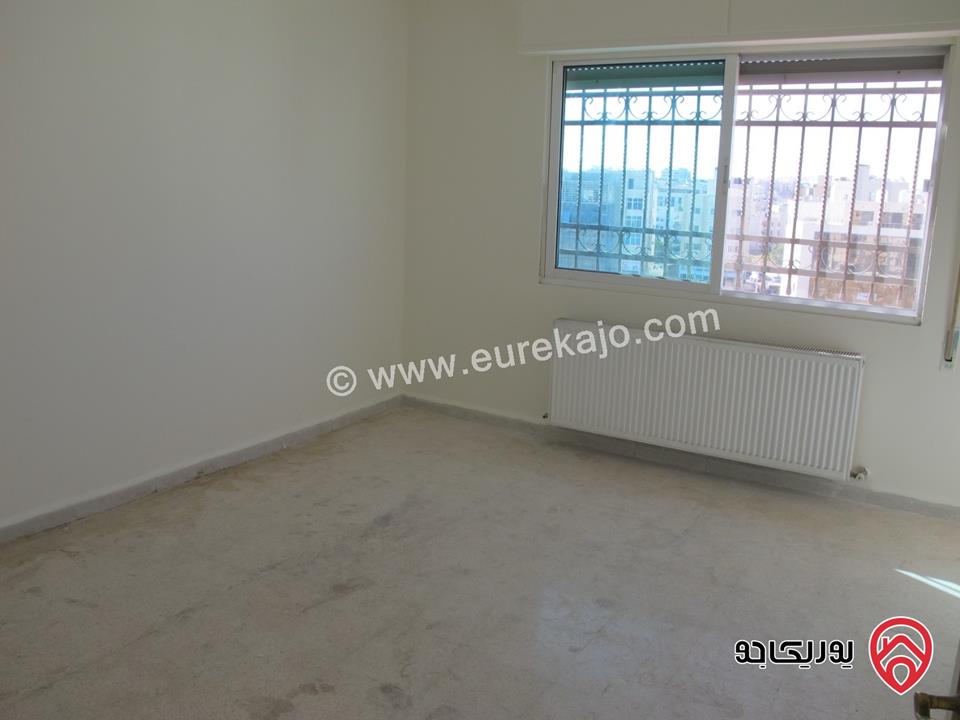 شقة مساحة 167متر طابق ثالث للبيع في عمان - السابع خلف مسجد ابو عيشة