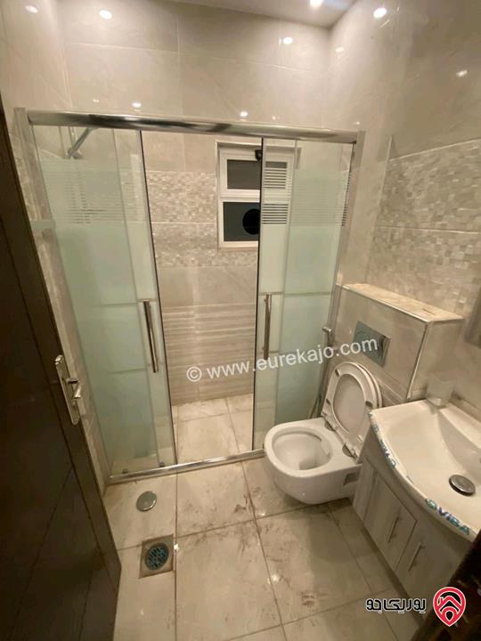 شقة فارغة طابق ثاني مساحة 90م للإيجار في عمان - الدوار السابع 