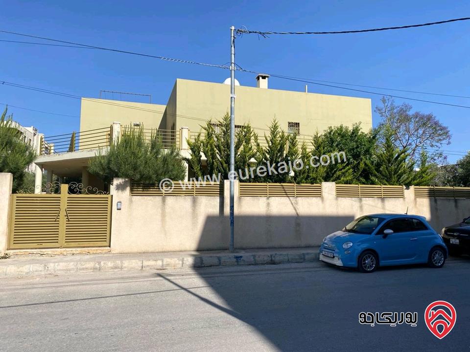 منزل مستقل مساحة الأرض 631م ومساحة البناء 397م للبيع في اربد - الحصن