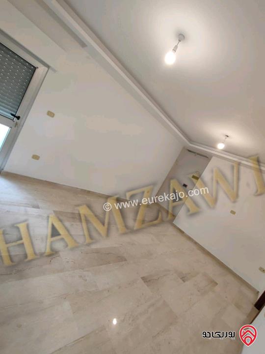 شقة مساحة 240م طابق ثاني للايجار في عمان - ضاحية النخيل طريق المطار 