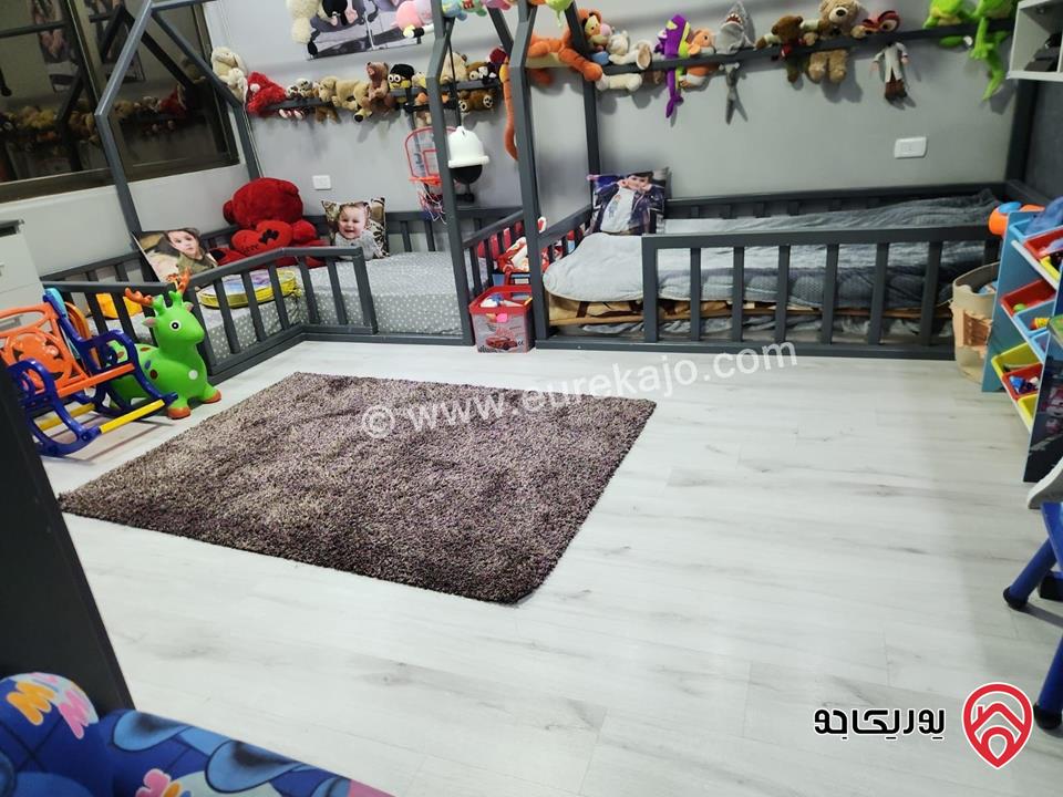 شقة طابق ثاني مساحة 160م للبيع في عمان - طبربور