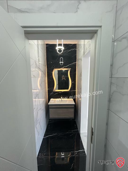 شقة طابقية سوبر ديلوكس مساحة 190م للايجار في مشروع أوكسجين في عمان - حي الياسمين رجم عميش 