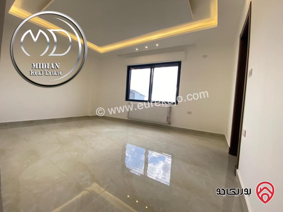 شقق أرضية جديدة للبيع في عمان - خلدا مساحات 140م & 145م مع تراسات و حدائق تشطيبات ديكورات سوبر ديلوكس بسعر مميز