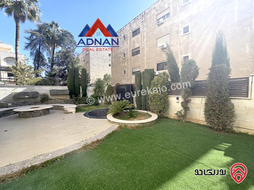 شقة أرضية مفروشة فخمة مساحة 230م مع حديقة 350م و كراج و مدخل خاص للإيجار في عمان - الرابية