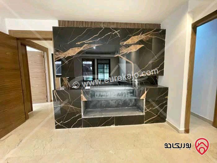 شقة فارغة مساحة 200م طابق اول للايجار جديدة لم تسكن في عمان - خلدا 