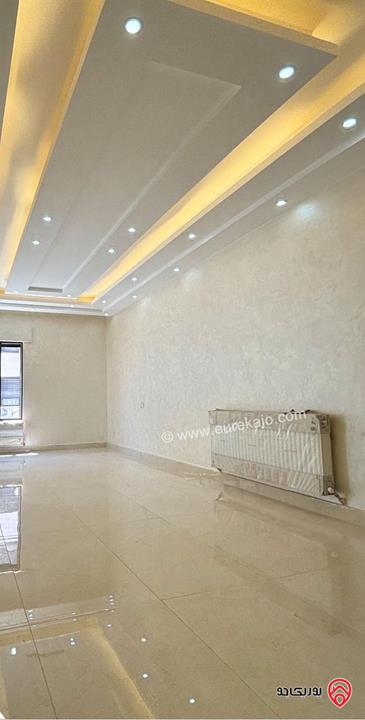 شقة طابق ارضي مساحة 180م للبيع عمان - الجبيهة