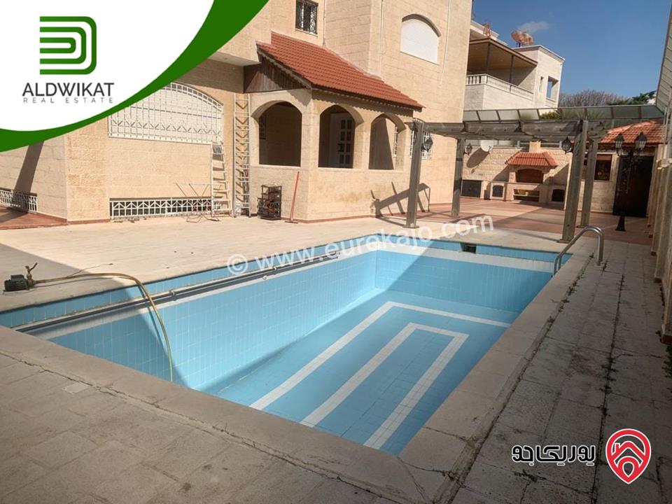 فيلا مفروشة مستقلة للبيع في عمان - ديرغبار مساحة الارض 1000 م مساحة البناء 1050 م