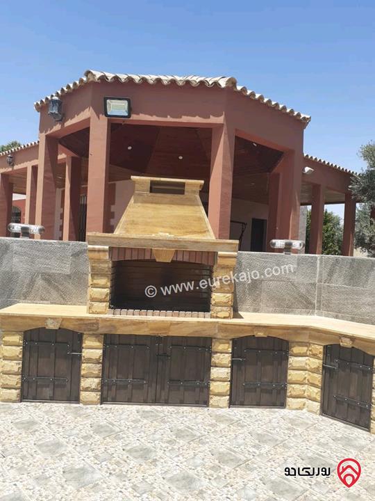 مزرعة مساحة الأرض 4 دونم والبناء 150م للبيع في عمان - ناعور