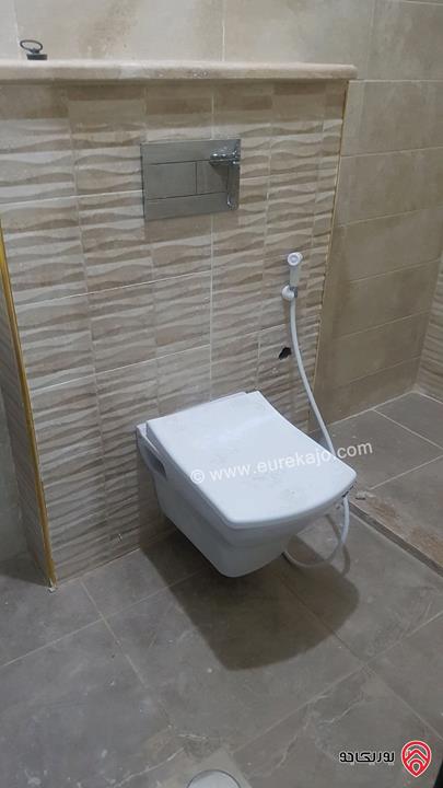 شقة سوبر ديلوكس مساحة 100م طابق ثالث للايجار في عمان - طبربور