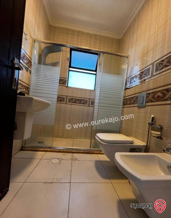 شقة طابق أول مساحة 190م للايجار في عمان - ام السماق 