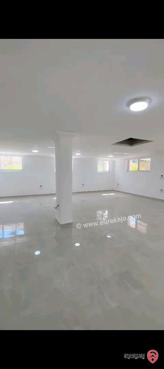 فيلا مساحة 1300م على أرض 1200م للبيع في عمان - الجبيهة 