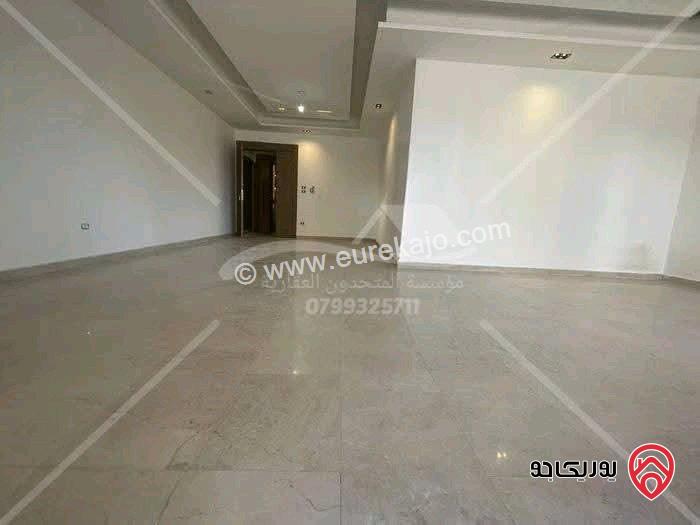 شقة فارغة مساحة 200م طابق اول للايجار جديدة لم تسكن في عمان - خلدا 