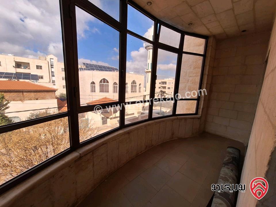 شقة 150متر طابق ثاني للبيع في اربد - قرب اشارات النسيم
