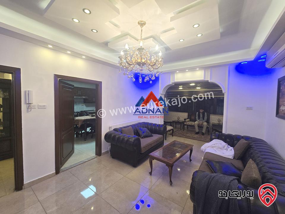 شقة أرضية مساحة 185م داخلي مع حديقة كبيرة 400م و كراج ومدخل خاص مفروشة للإيجار في عمان - الصويفية