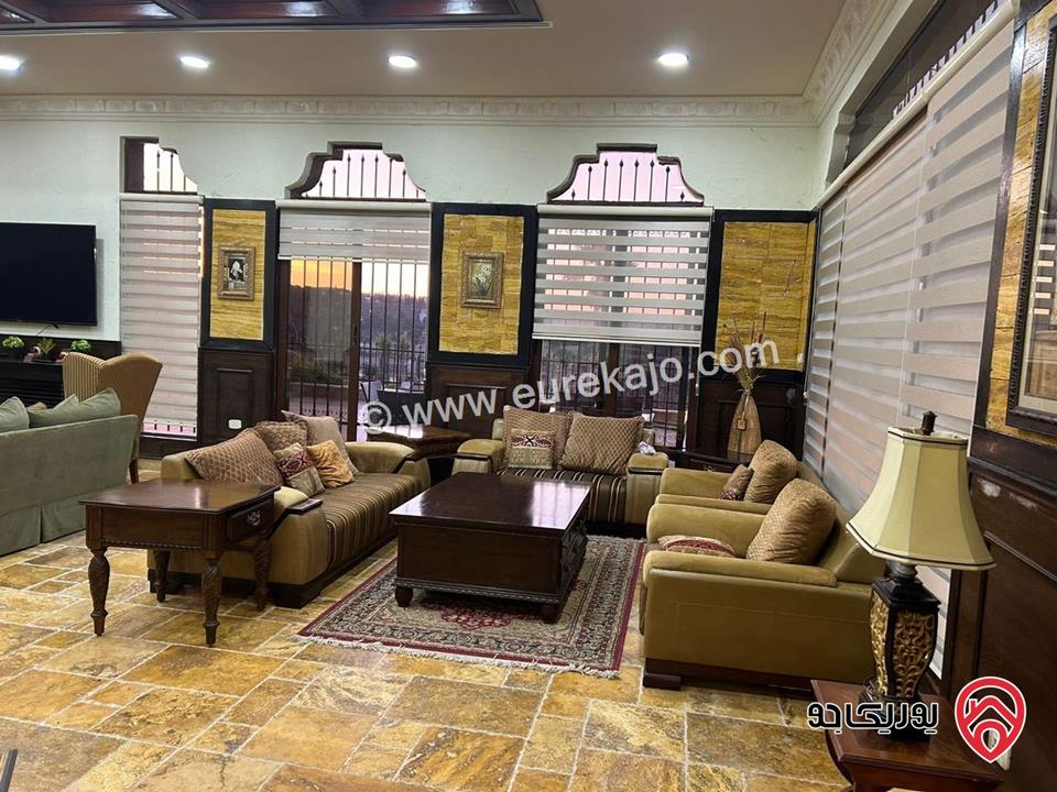 🌳✨ منتجع مفروش كامل فاخرة مجهز مساحة 9 دونم للبيع في السلط