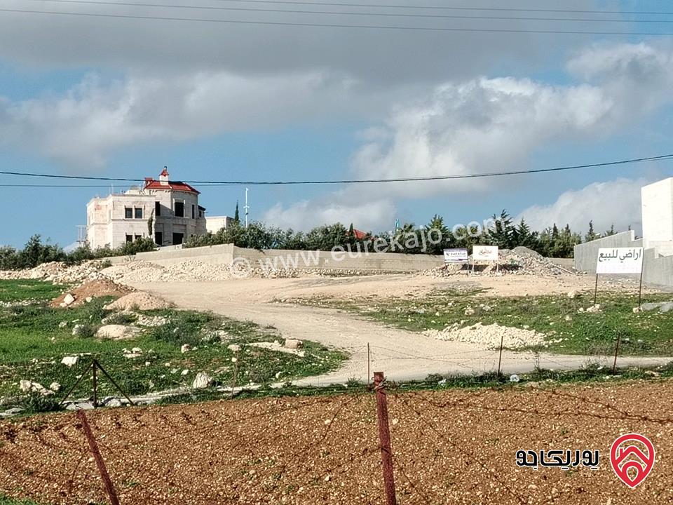 أرض مساحة 730م للبيع في عمان - طريق المطار ناعور