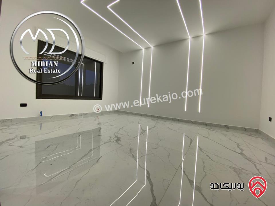 شقق دوبلكس جديدة للبيع في عمان - الجاردنز طابق اخير مع روف مساحات 235م & 280م مع تراسات تشطيبات و ديكورات فاخرة اطلالة رائعة