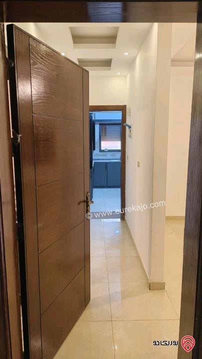 شقة ارضية جديدة مساحة 150م داخلي و 45م خارجي للبيع في البيادر