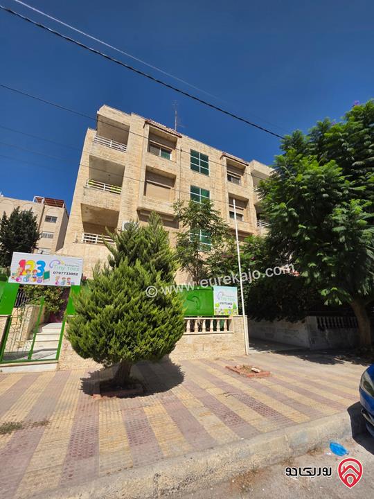 شقة طابق ثالث مساحة 180م للبيع في عمان - الجاردنز
