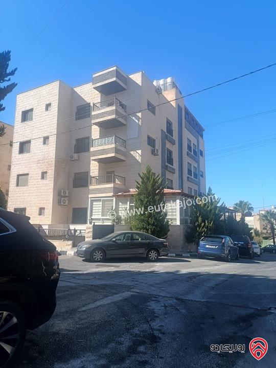 شقة مميزة طابق ثاني مساحة 174م للبيع في عمان - خلدا