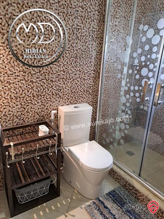 شقة مفروشة للايجار في عمان - الشميساني مساحة 180م طابق ثالث تشطيبات و فرش سوبر ديلوكس اطلالة جميلة