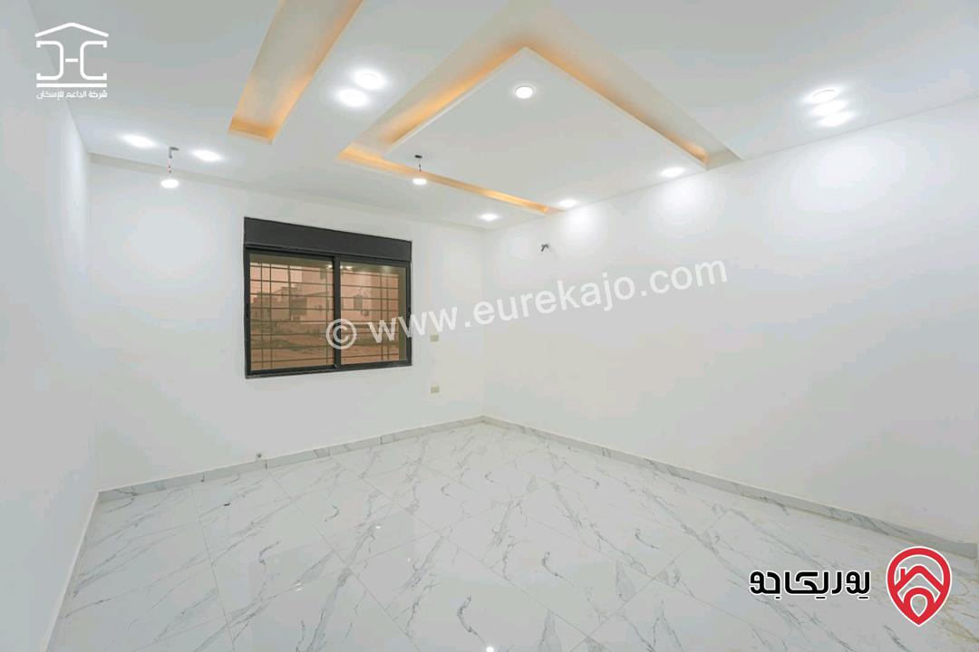 شقة جديدة دوبلكس مع روف مساحة 220م للإيجار في عمان - شفا بدران/ الكوم