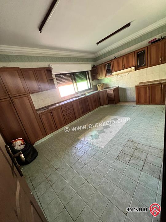 شقة فارغه طابق اول مساحة 140م للايجار في عمان - ضاحية الياسمين