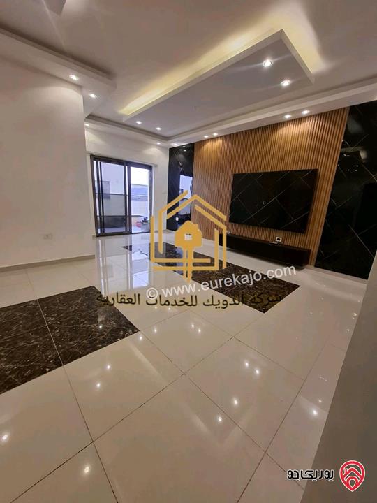 شقة سوبر ديلوكس طابق ارضي مساحة 130م للإيجار في عمان - ام السماق 