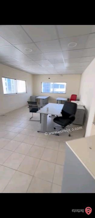 مكتب تجاري مساحة 250م للبيع في عمان - افضل مواقع الدوار السابع 