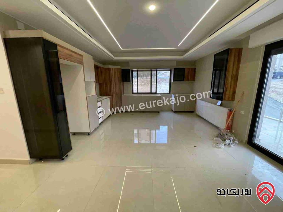 شقة مساحة 230م طابق ثالث للايجار في عمان - منطقة عبدون لم تسكن 