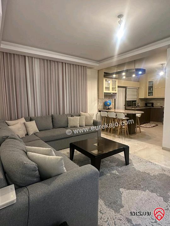 شقة مفروشة طابق ثالث مساحة 200م للايجار في عمان - الرابية 