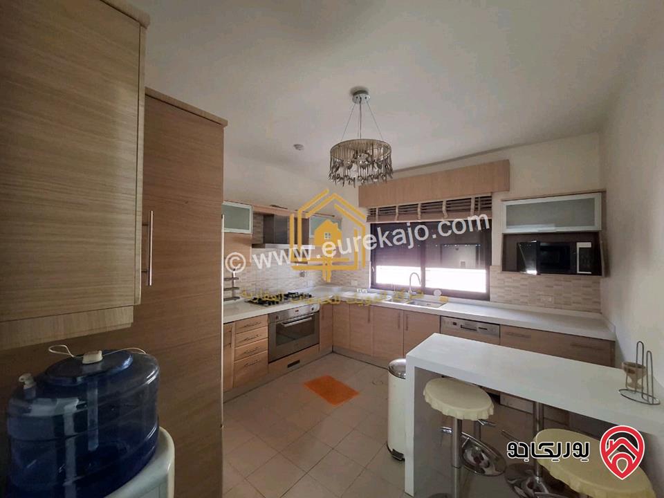 شقة مفروشة طابق ثاني مساحة 200م للإيجار في عمان - ضاحية الأمير راشد 