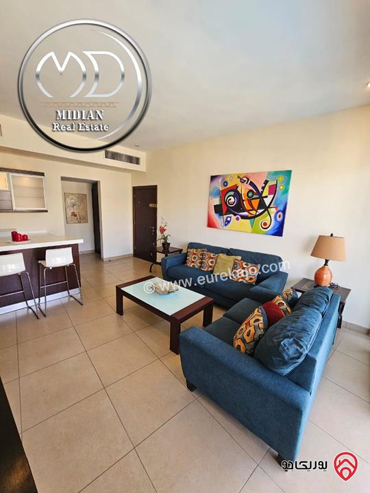 شقة مفروشة للايجار في عمان - عبدون مساحة 90م طابق ثاني تشطيبات و ديكورات فندقية فرش فاخر اطلالة جميلة