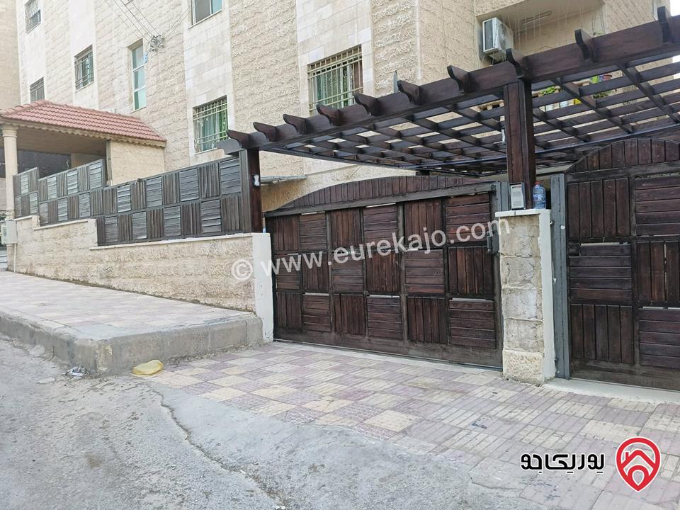 شقة أرضية فخمة مساحة داخلي 140م وخارجي 180متر للبيع في عمان - ضاحية الأقصى