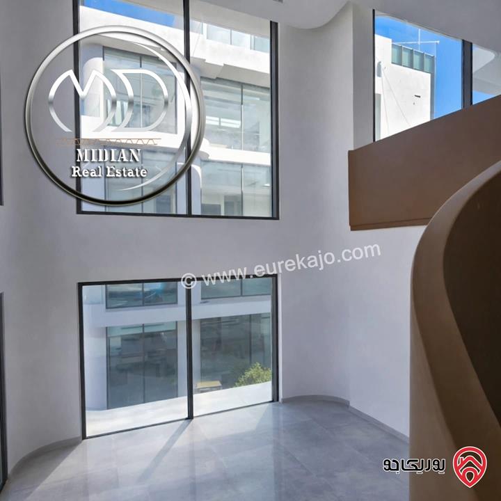 شقة ارضية جديدة للبيع في عمان - الكرسي مساحة 400م مع تراسات تشطيبات ديكورات عصرية فاخرة إطلالة بانورامية موقع مميز