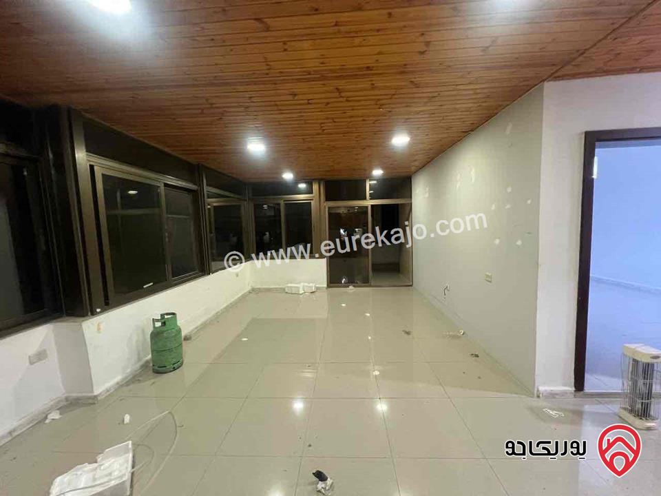 روف فارغ مساحة 110م للايجار في عمان - أم السماق