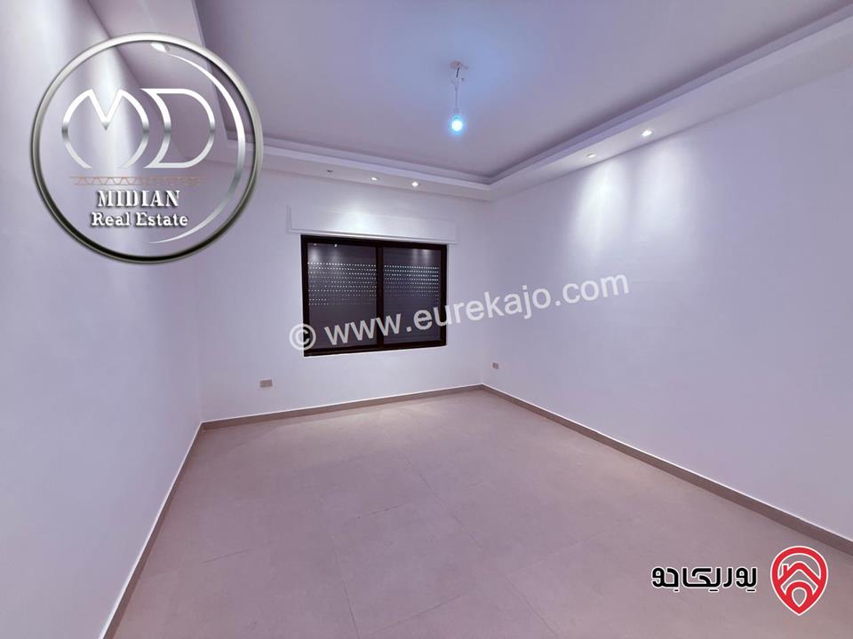 رووف جديد للبيع في عمان - الظهير مساحة 320م مع تراسات تشطيبات و ديكورات عصرية فاخرة اطلالة رائعة