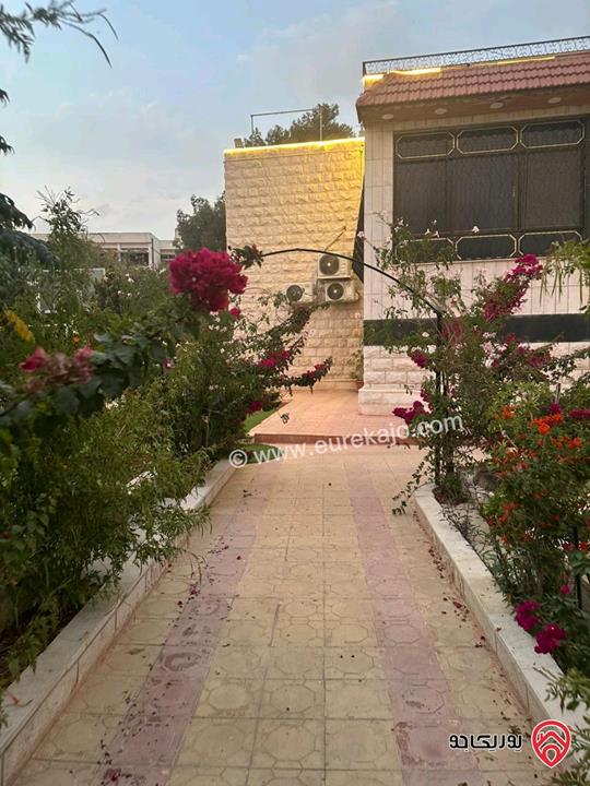 بيت مستقل مساحة 600م على أرض 1902م للبيع في اربد - الرمثا من المالك مباشرة 