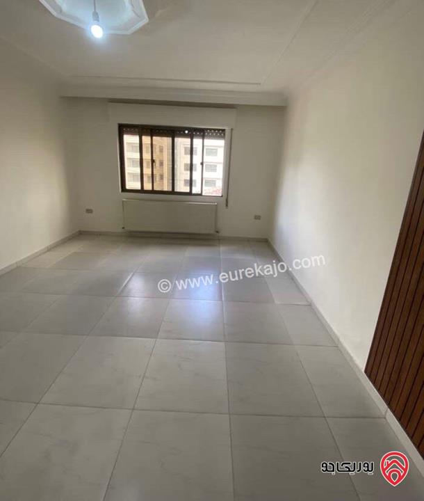 شقة فارغة طابق ثاني مع مصعد مساحة 170م للايجار في عمان - مرج الحمام 