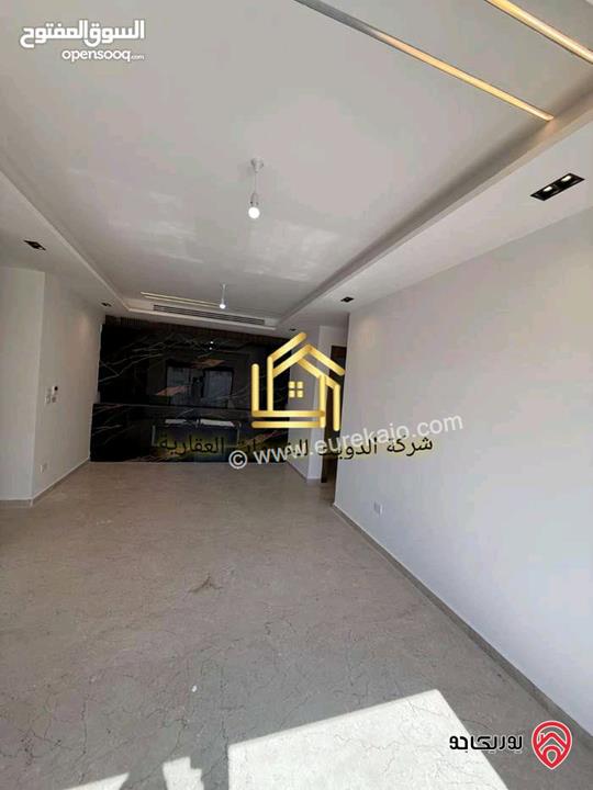 شقة جديدة لم تسكن مساحة 240م للايجار في عمان - خلدا 