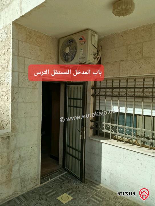 شقة طابق أول مساحة 115م مدخلين للشقة للبيع في عمان - الجبيهة ام زويتينه 